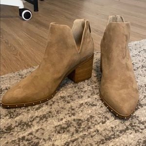 Steve Madden Rodwy Tan Blooties